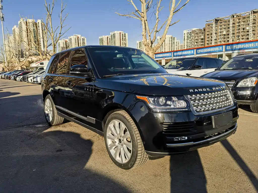 Land Rover Range Rover 2020 — фото 2