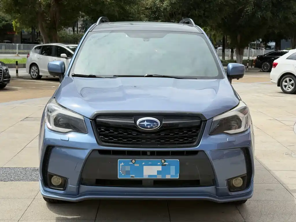 Subaru Forester 2014 — фото 1