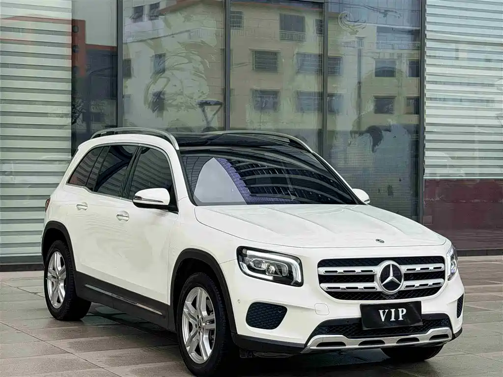 Mercedes-Benz GLB 2023 — фото 3