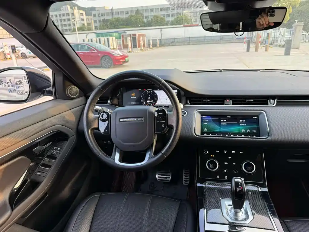 Land Rover Range Rover Evoque 2020 — фото 6