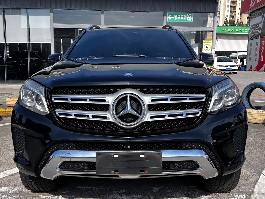 Mercedes-Benz GLS 2017 — фото 2