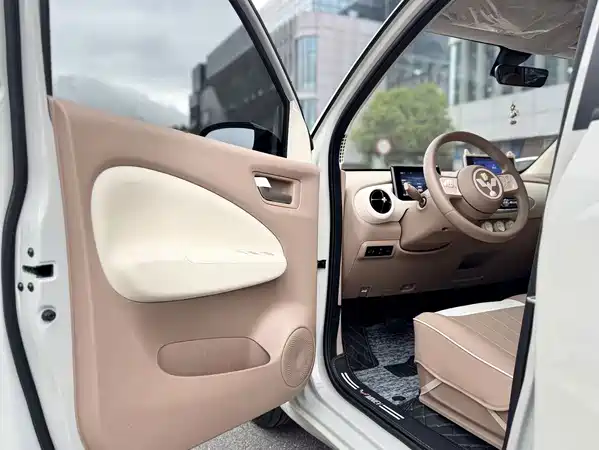 Wuling Hongguang MINIEV 2025