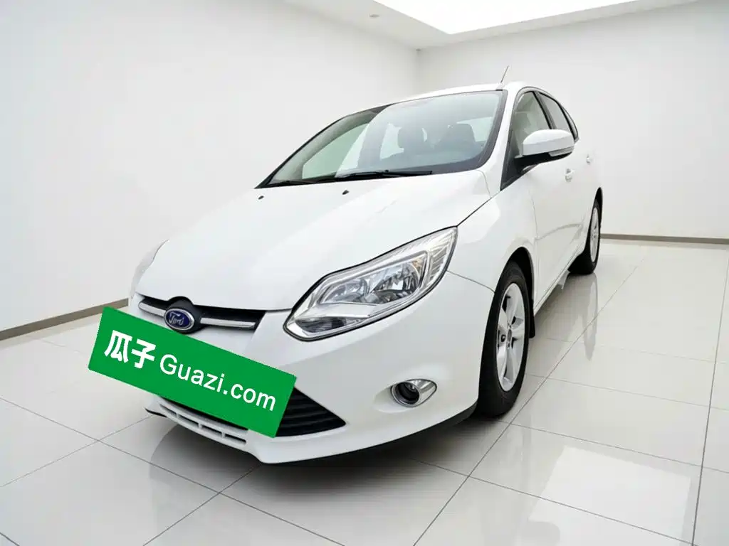 Ford Focus 2015 — фото 1
