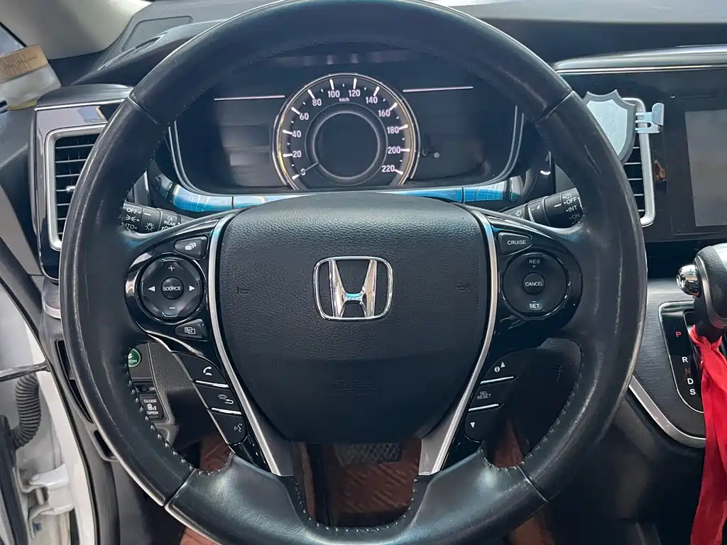 Honda Elysion 2019 — фото 9