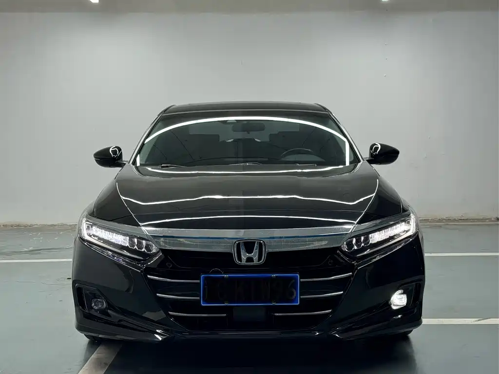 Honda Accord 2022 — фото 1