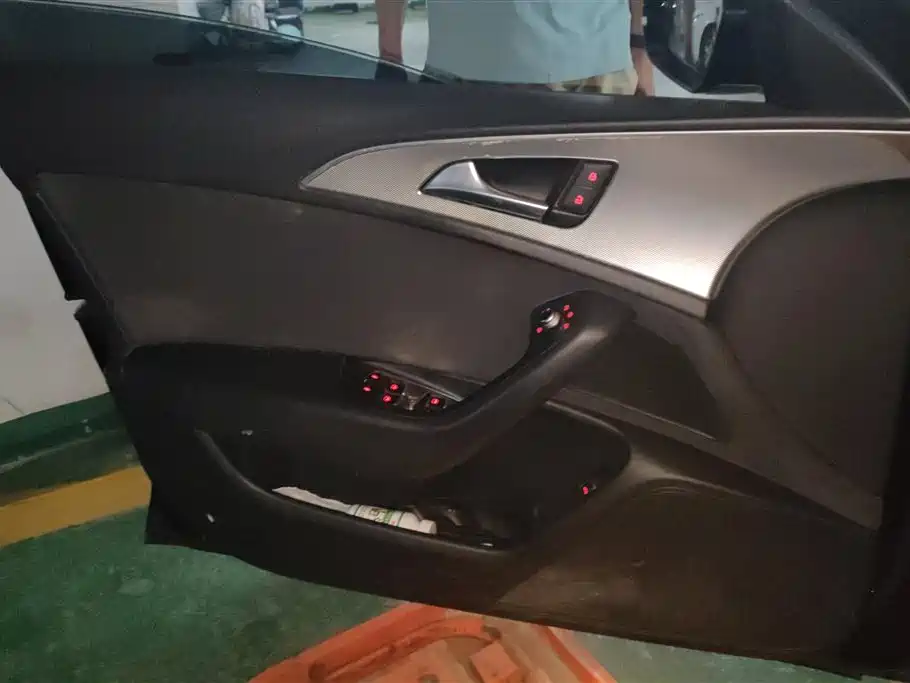 Audi A6L 2016