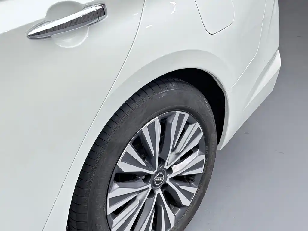 Nissan Teana 2023 — фото 27