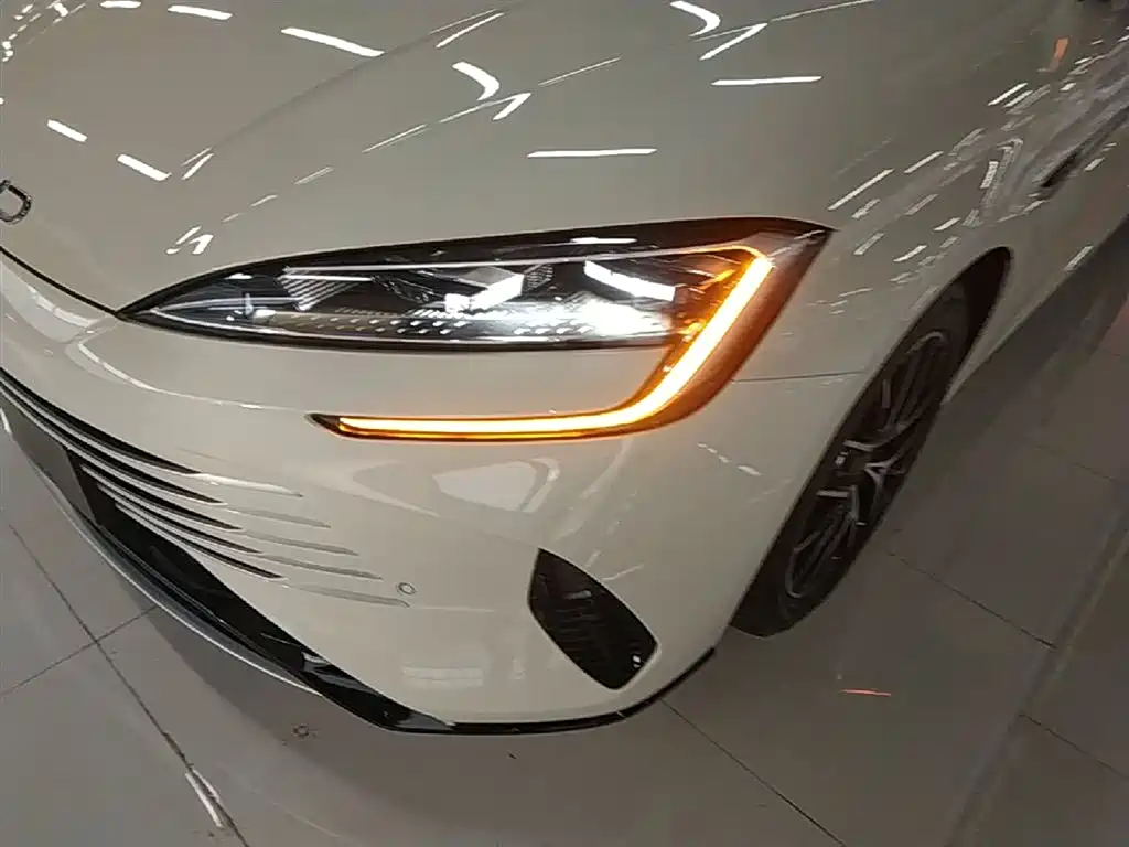 BYD Seal 2024 — фото 24