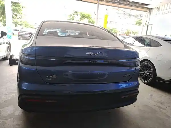 BYD Seal 05 DM-i 2025