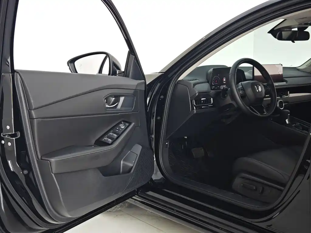 Honda Inspire 2025 — фото 13