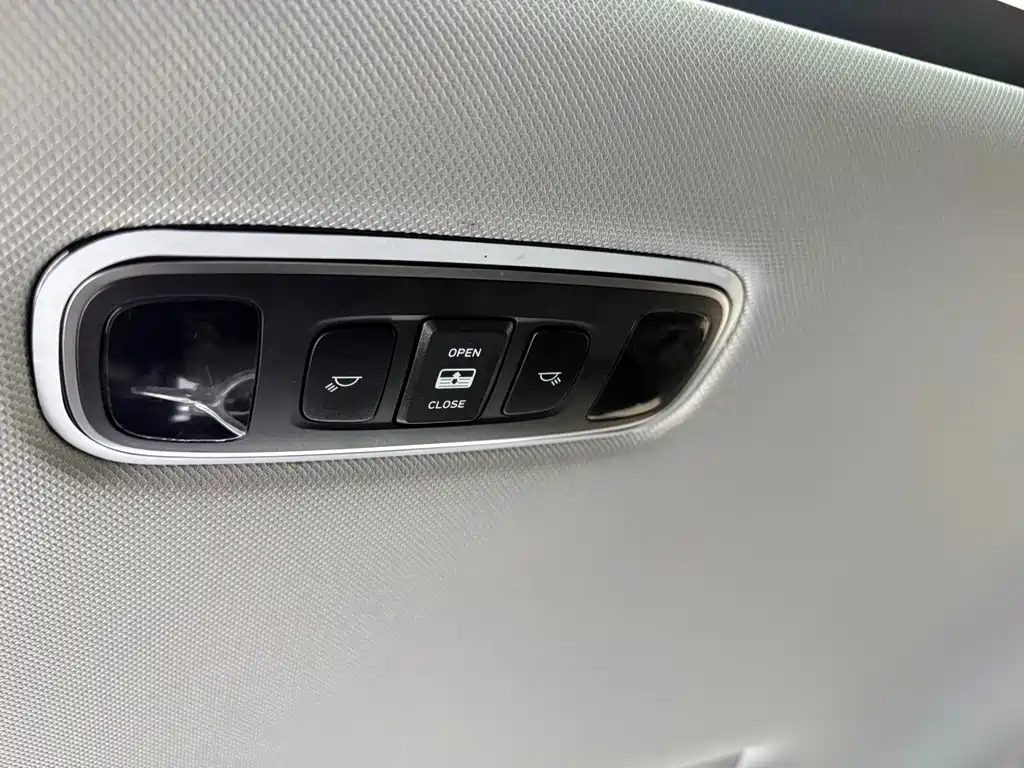 Hyundai Custo 2024 — фото 22