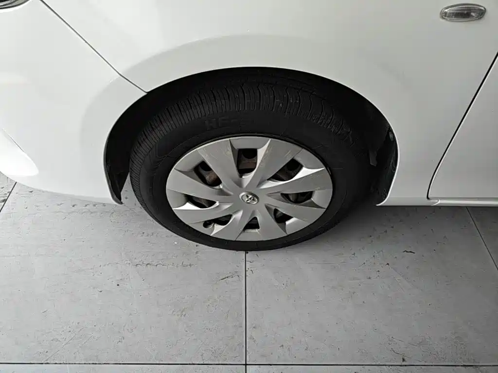 Toyota Vios 2017 — фото 23