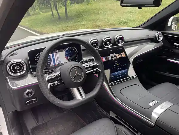 Mercedes-Benz C-Class 2024