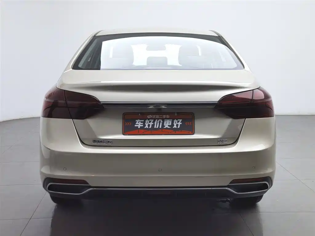 Geely Emgrand 2020
