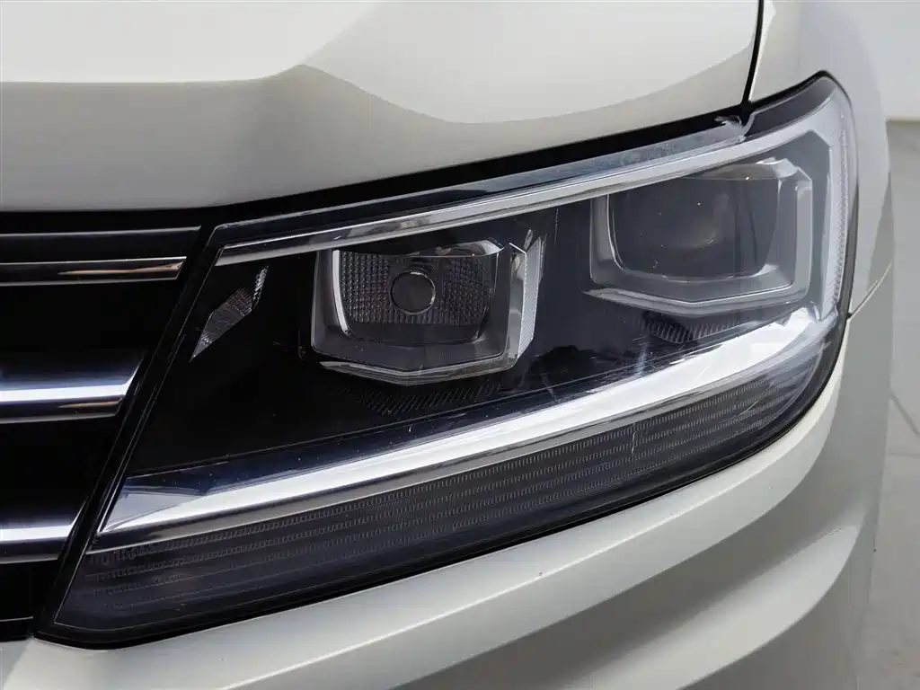 Volkswagen Tiguan L 2019 — фото 7