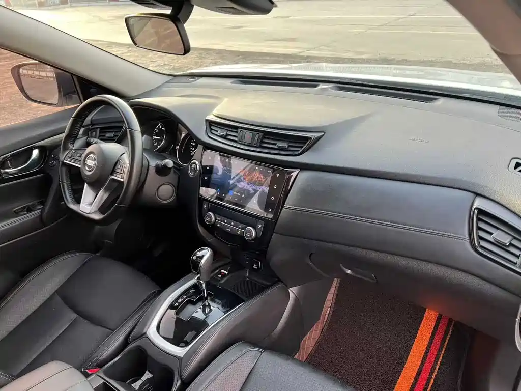 Nissan X-Trail 2024