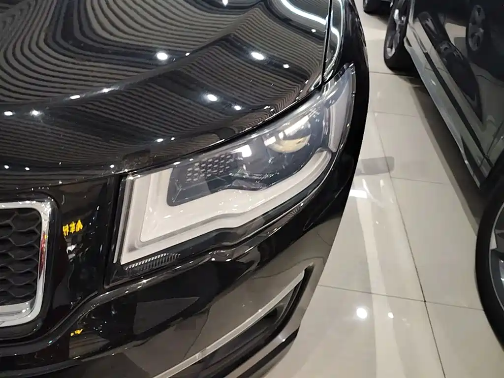 Jeep Compass 2020 — фото 24