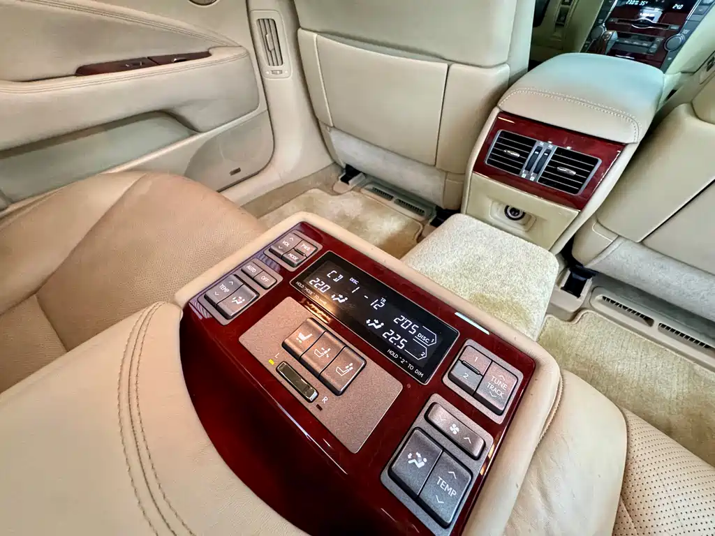 Lexus LS 2007 — фото 11