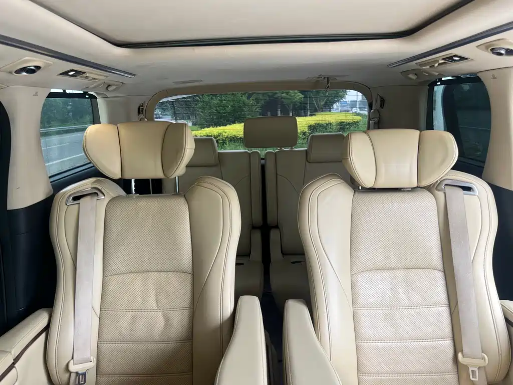 Toyota Alphard 2017 — фото 15