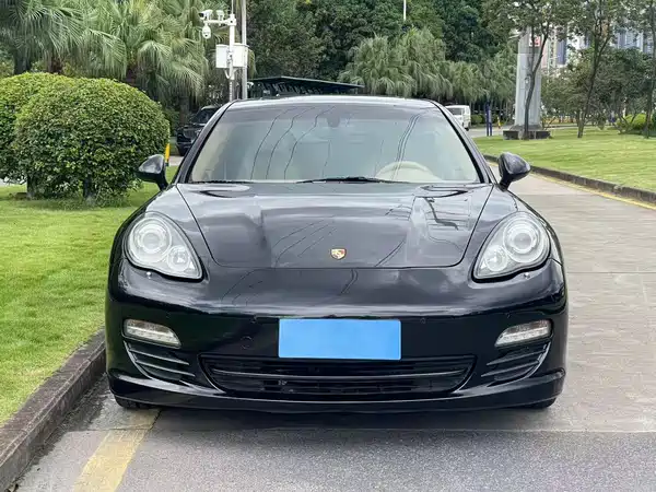 Porsche Panamera 2013