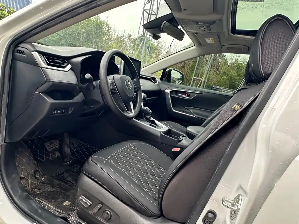 Toyota RAV4 2022