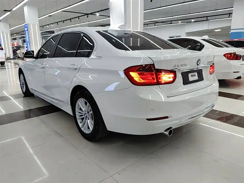 BMW 3 Series 2015 — фото 5