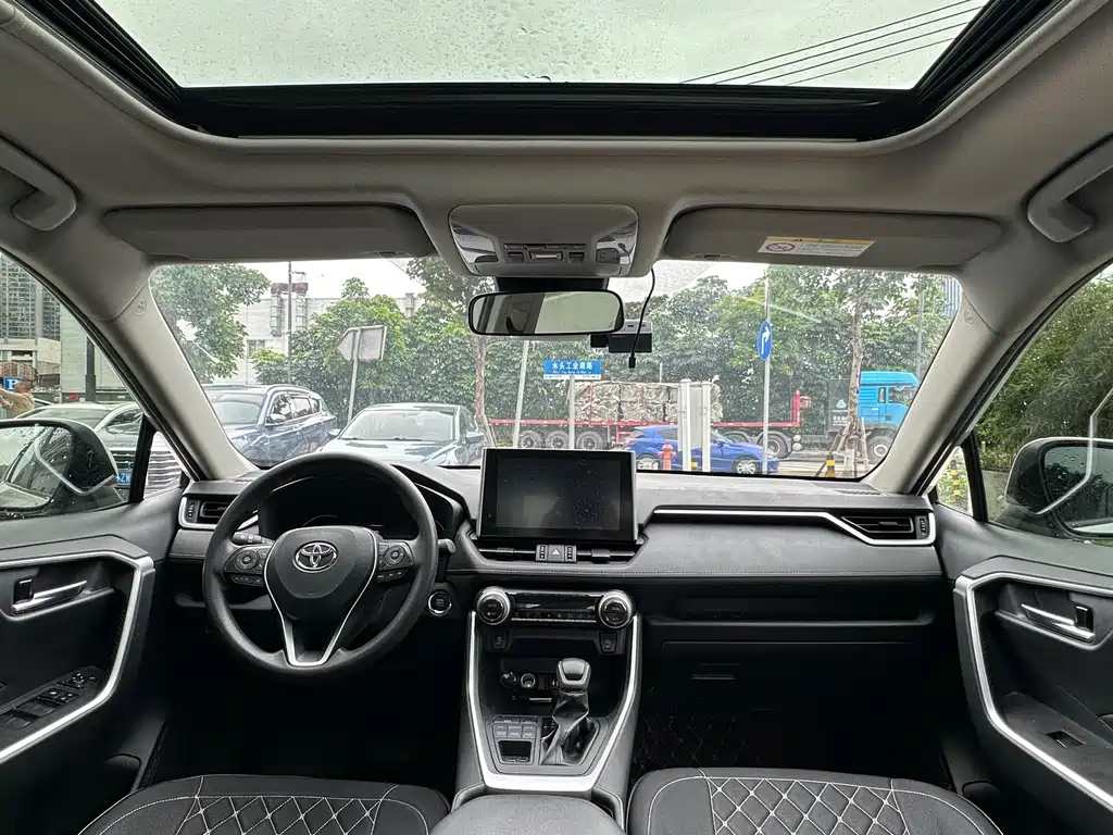 Toyota RAV4 2022