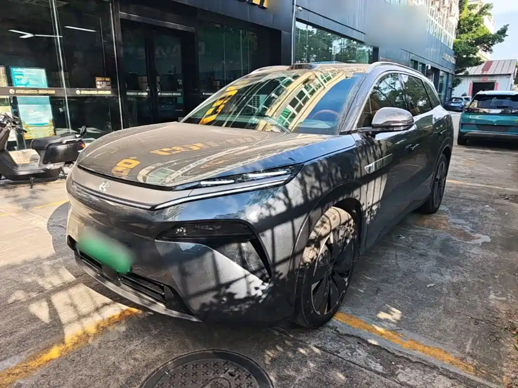 BYD Tang L 2025
