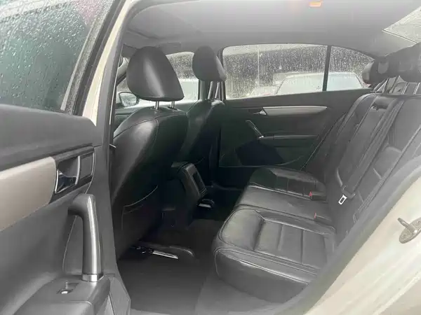 Volkswagen Lavida 2015