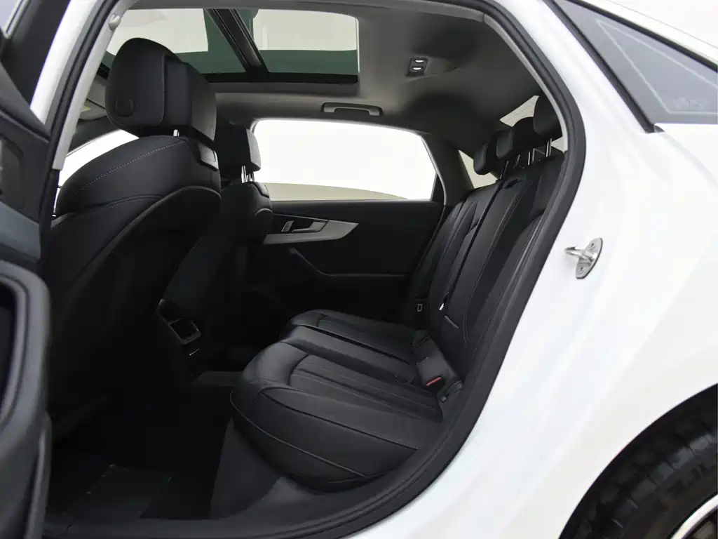 Audi A4L 2024