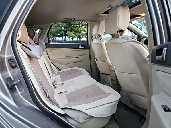 BAIC Motor E Series 2012