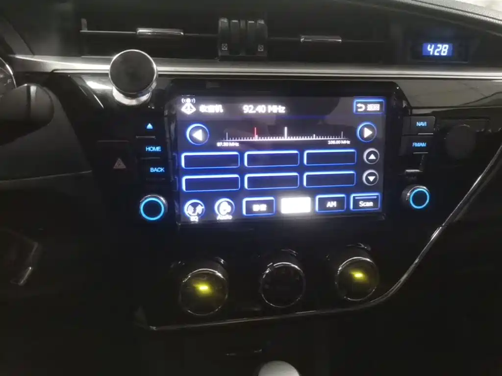 Toyota Corolla 2016 — фото 13