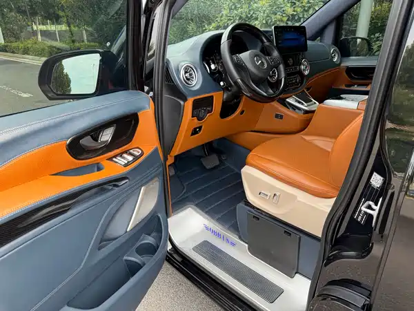 Mercedes-Benz Vito 2023