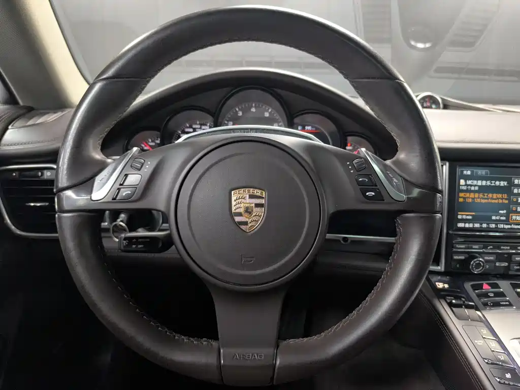 Porsche Panamera 2011 — фото 7