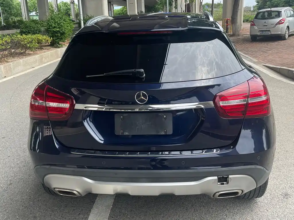 Mercedes-Benz GLA 2017 — фото 11