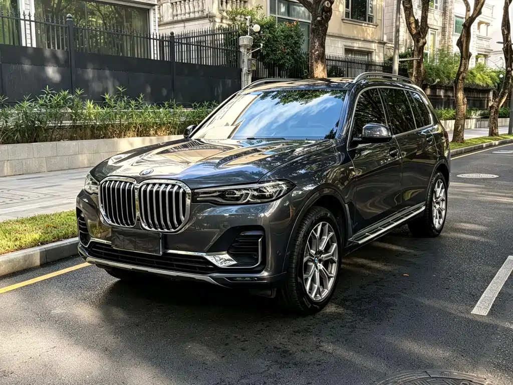 BMW X7 2019 — фото 1