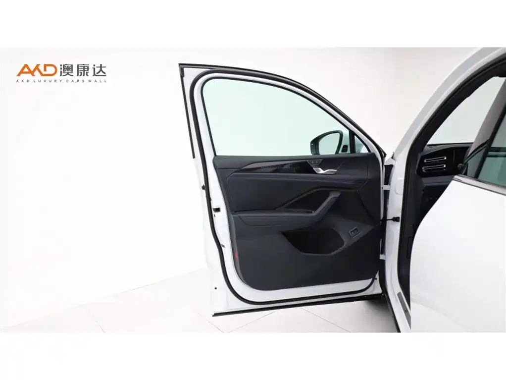 Volkswagen Tiguan L 2025 — фото 10