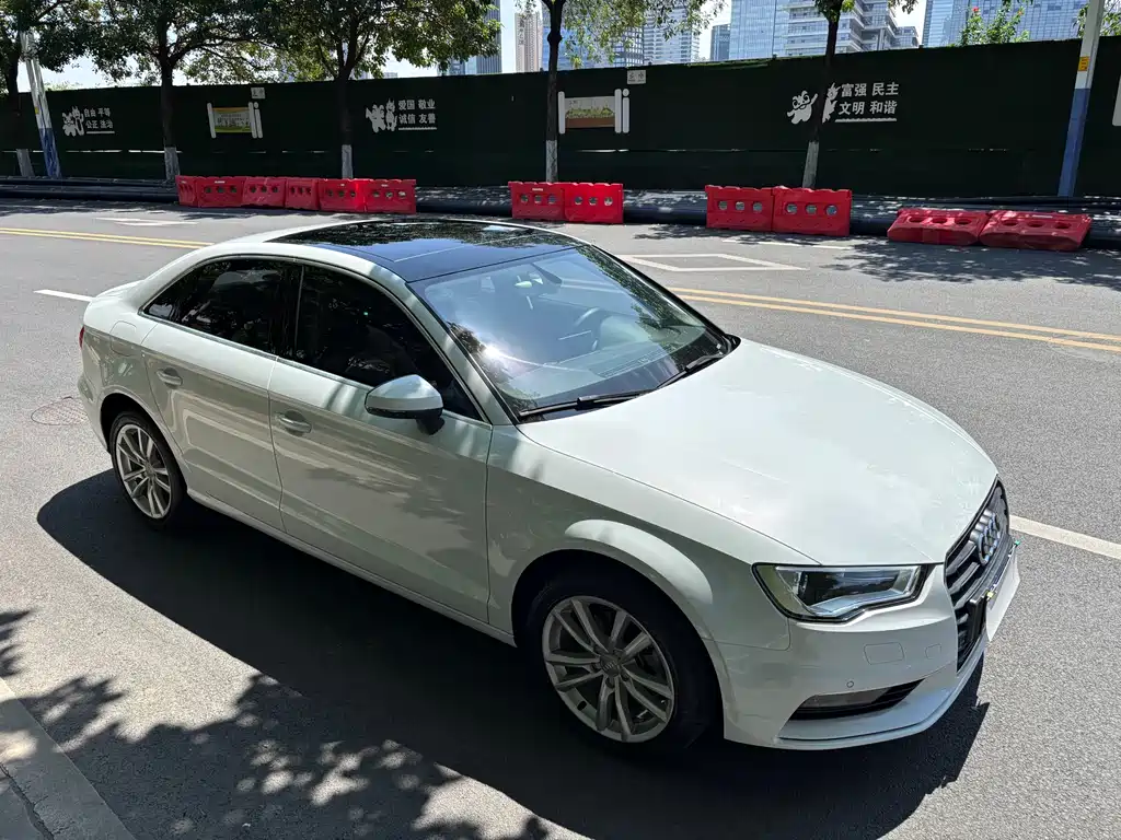 Audi A3 2015 — фото 25
