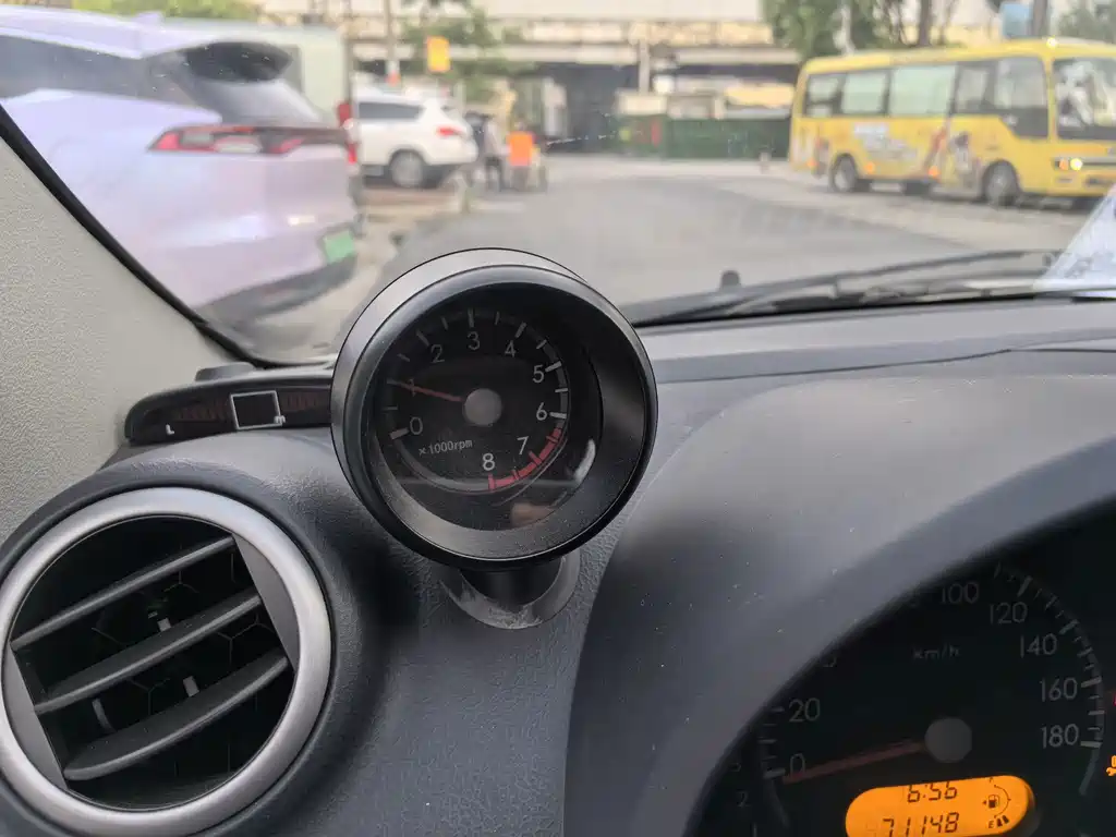Suzuki Alto 2017 — фото 13