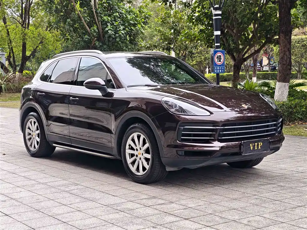 Porsche Cayenne 2018 — фото 3