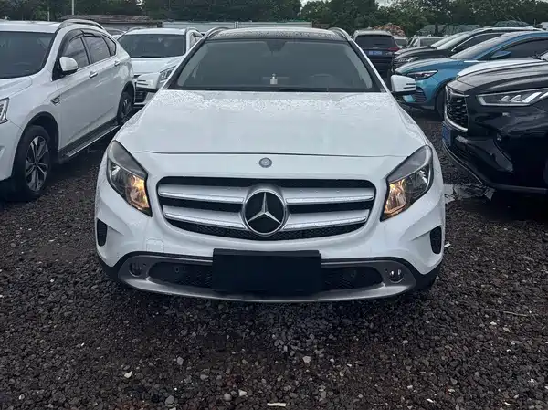 Mercedes-Benz GLA 2017