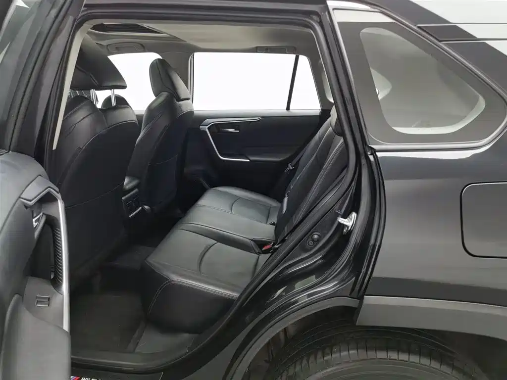 Toyota Wildlander 2021 — фото 15