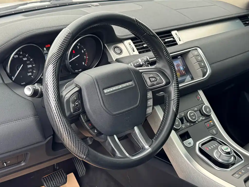 Land Rover Range Rover Evoque 2017 — фото 10