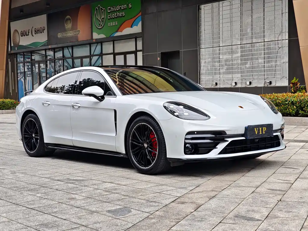 Porsche Panamera 2018 — фото 3