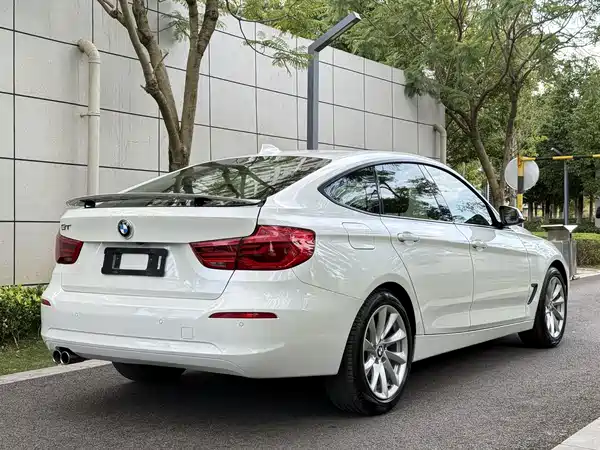 BMW 3 Series GT 2018