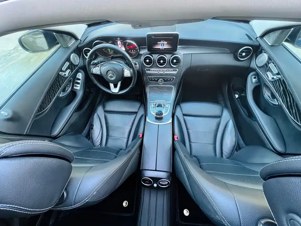 Mercedes-Benz C-Class 2018 — фото 16