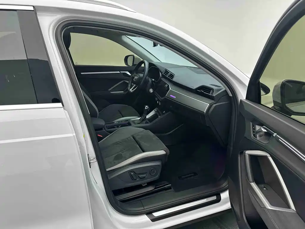 Audi Q3 2023