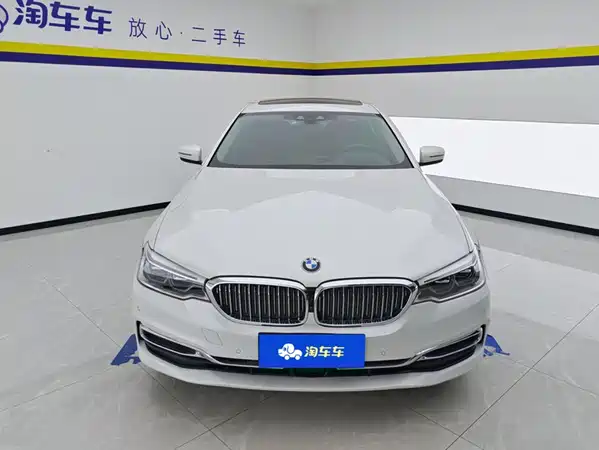 BMW 5 Series 2019