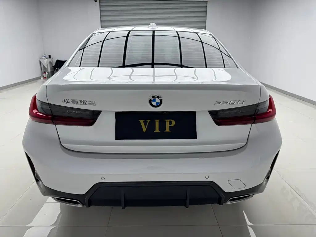 BMW 3 Series 2023
