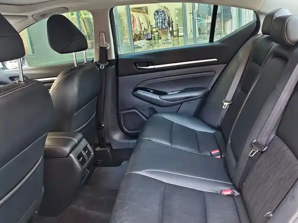 Nissan Teana 2023